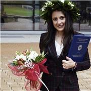 Sono Ludovica e ho 27 anni, sono laureata in Diritto Internazionale e offro aiuto compiti ai piu giovani di tutte le materie!